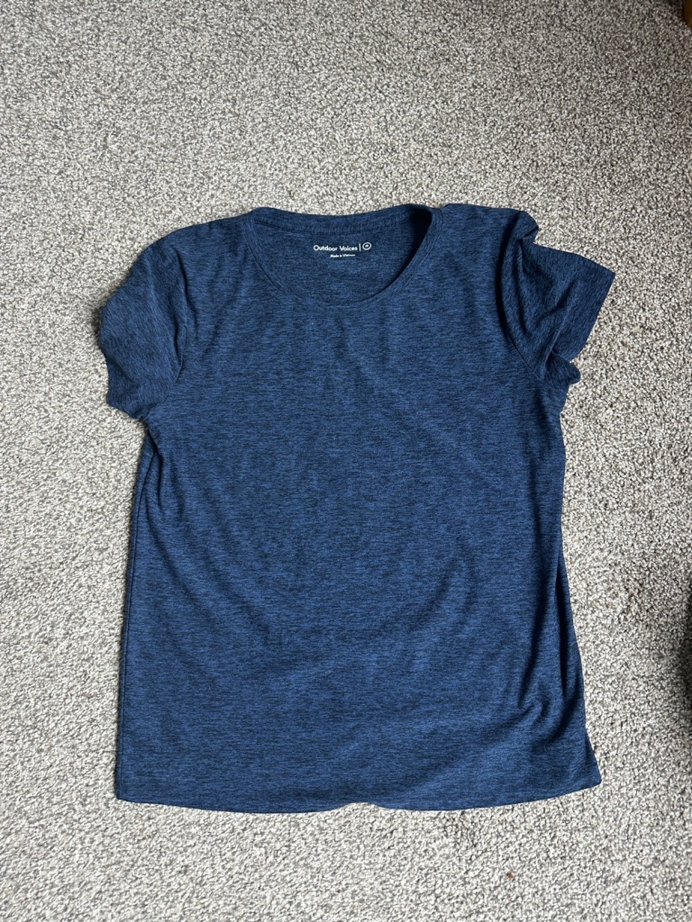 Outdoor Voices tee M